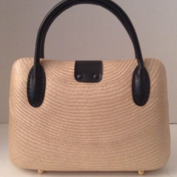 Desenyo Buntal Bag. - Picture 2 of 3